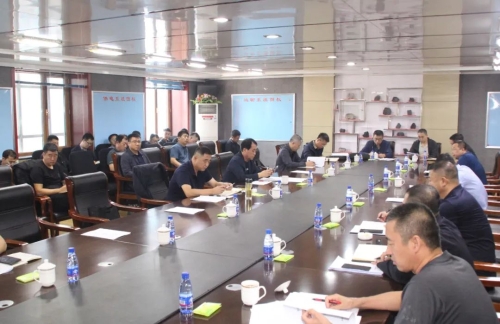 9月7日，，，，，，，，公司调研组到东荣一矿开展技术经济一体化