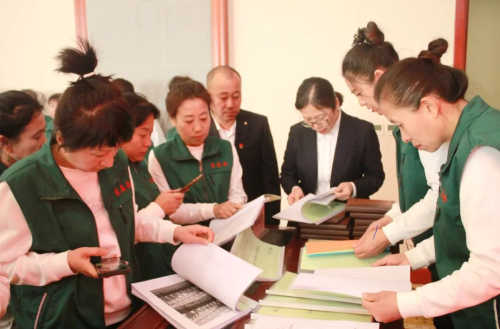 11月14日，，，，，公司工会举办家属委工作总结交流会-2